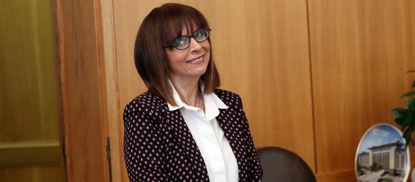 Κ.Σακελλαροπούλου: 10 μονάδες σε 1 μήνα έπεσε η δημοτικότητα της - «Πληρώνει» τις «περίεργες» δηλώσεις της στη Θράκη